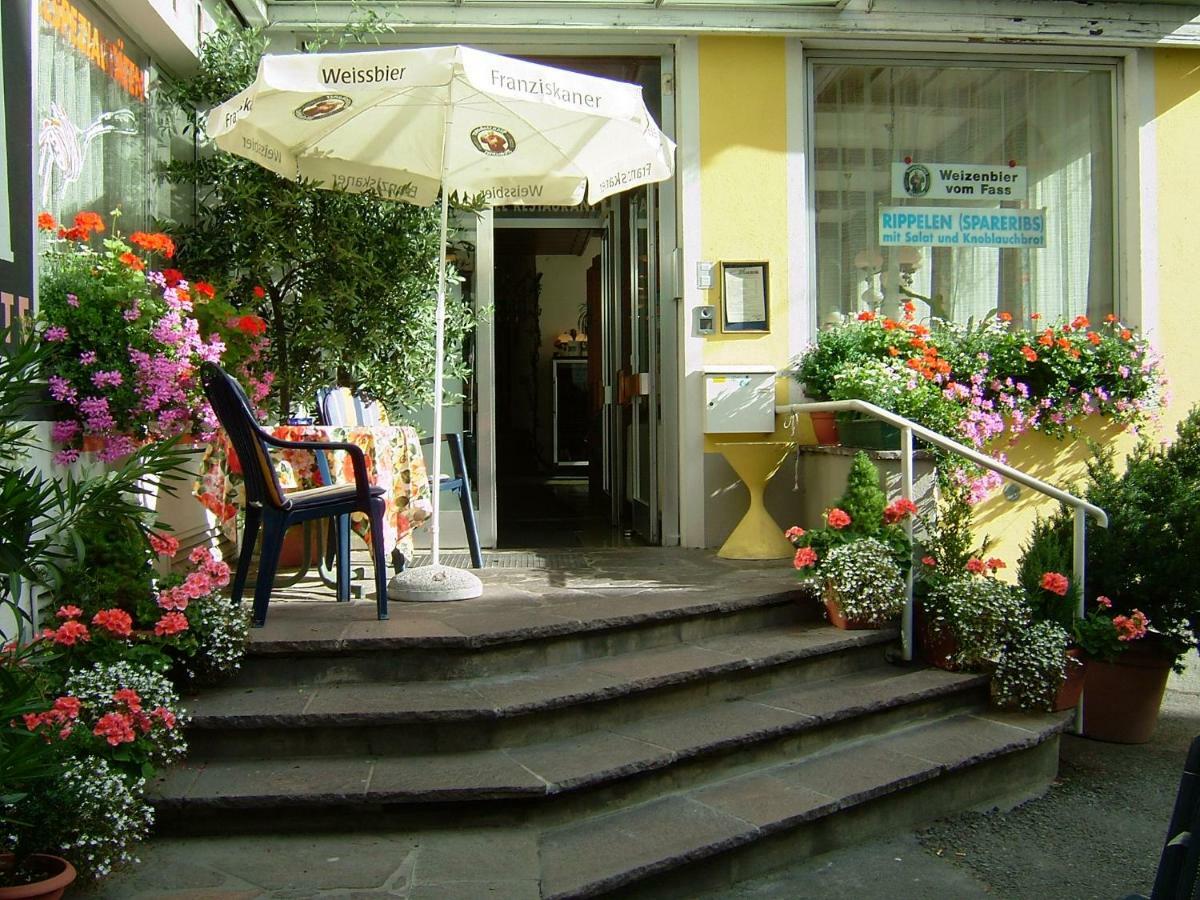 Schwarzer Adler Hotel Landeck Exterior photo